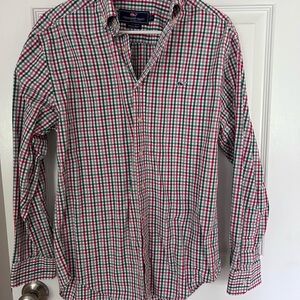 Vineyard Vines Red and Green Casual Button Down Shirt